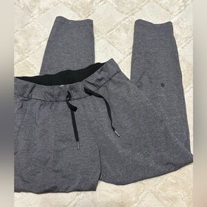 Lululemon On The Fly Pants Heathered Gray 6